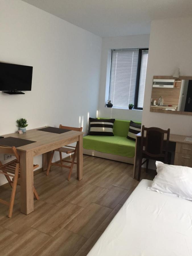 Appartement Studio Betty à Burgas Extérieur photo